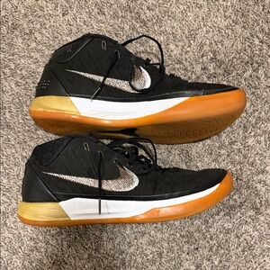 KOBE BRYANT SHOES